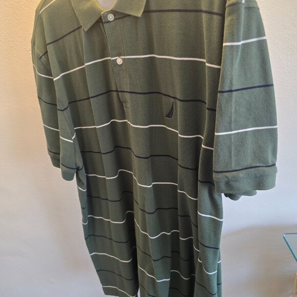 Nautica green polo shirt - Picture 2 of 3
